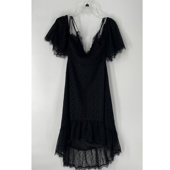 Downtown Divas Dresses & Skirts - Downtown Divas Black Lace Flutter Sleeve Dress – Size XS - NWT